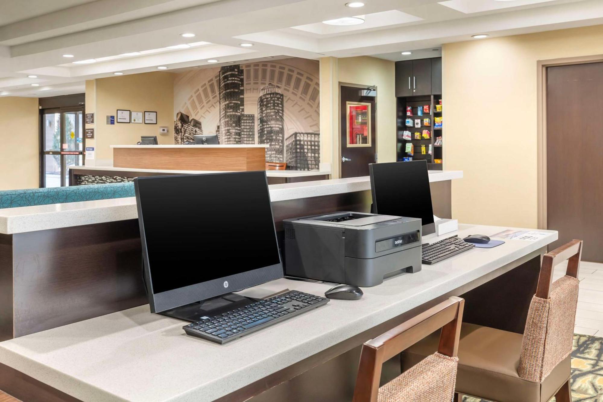 Best Western Plus New Englander Woburn Exterior photo
